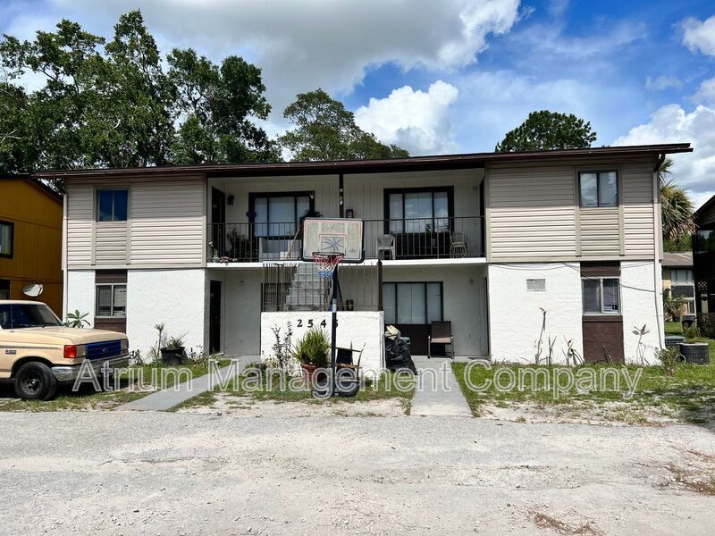 Large 1st floor 2 bedroom & 2 baths apartment in Sanford, Fl! property image