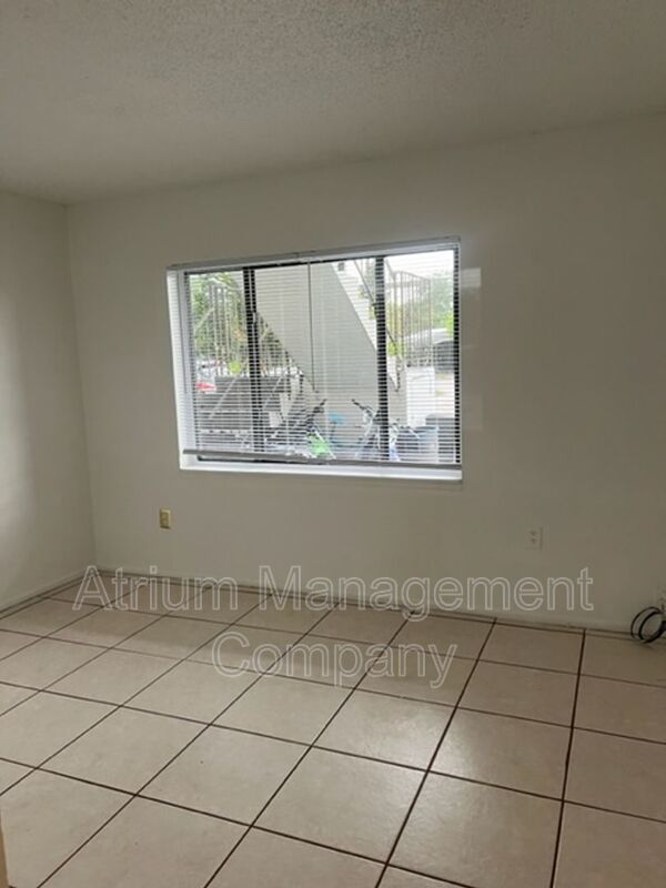 Large 1st floor 2 bedroom & 2 baths apartment in Sanford, Fl! property image