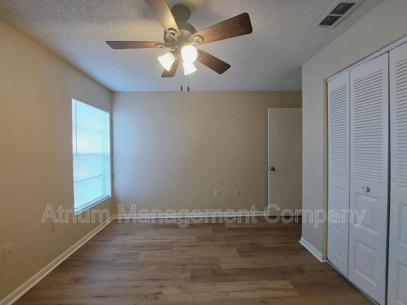 Lakeland 2 Bedroom / 2 Bathroom in Crystal Grove property image