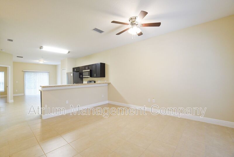 Move-In Ready 3-Bedroom Home for Rent in Poinciana, FL property image
