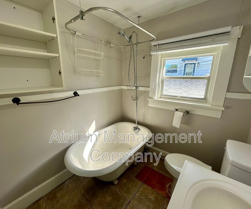 Easy Living Starts Here – 1BR in Great Location property image