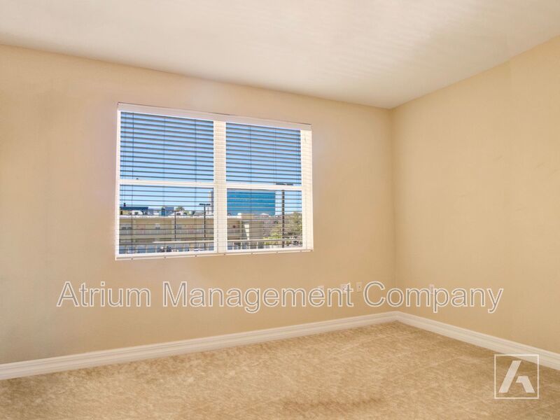 Unbeatable Downtown Orlando Living: Spacious 2 Bed/2 Bath Near AdventHealth! property image