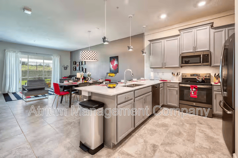 Beautiful 2 Bedroom, 2 Bathroom Davenport Home! property image