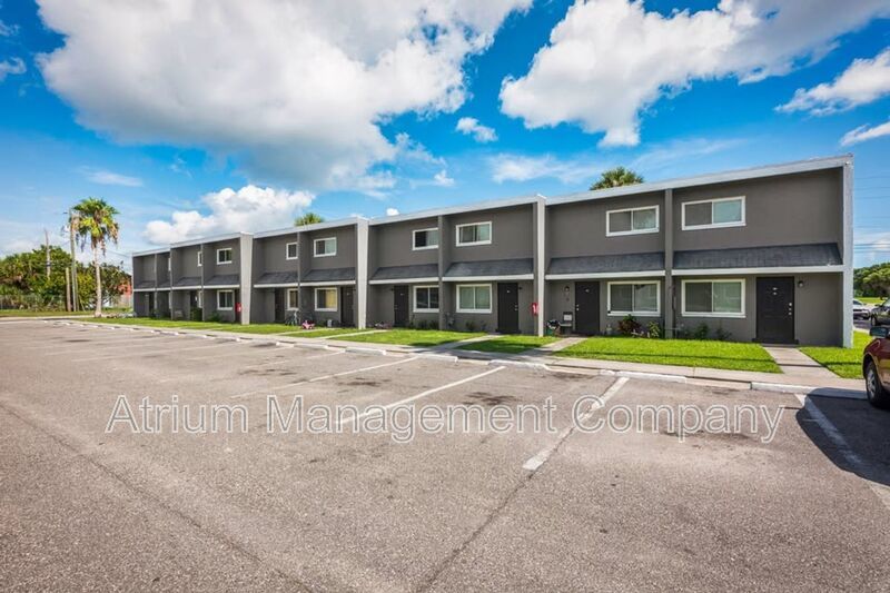 Newly Updated 2 Bed / 1 Bath – Prime Location Near FIT & the Beach! property image