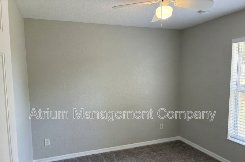 Welcome Home to 116 W. 19th Street! property image