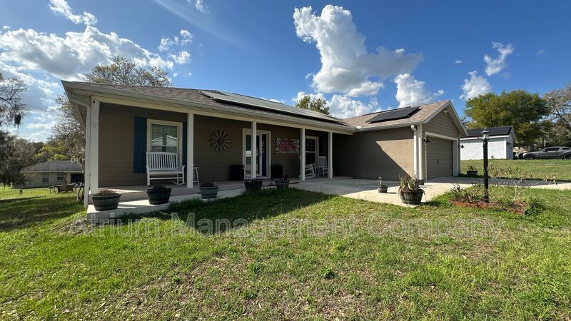 Bright & Modern 3-Bed Home with Washer & Dryer – Available Now property image