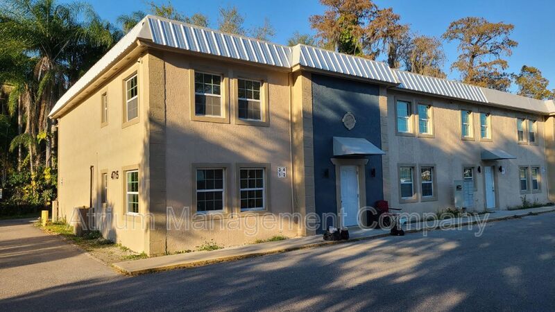 Beautifully Renovated Lakeside 1-Bedroom Apartment in Orlando | Lake Tyler Manor property image