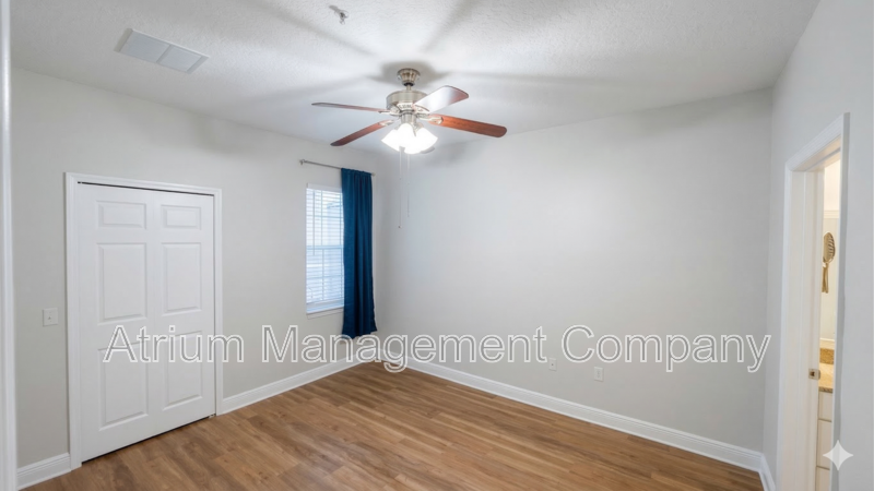 Available Now | First-Floor Condo with Washer & Dryer in Winter Garden 1/2 Month Free of Rent property image