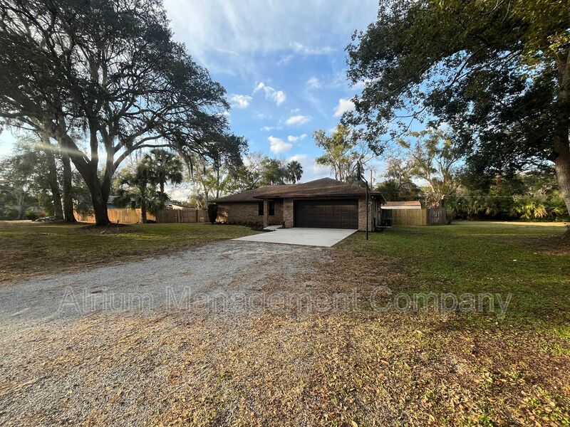 Move-In Ready! 2 Bedroom Home with No HOA + Fenced Yard property image