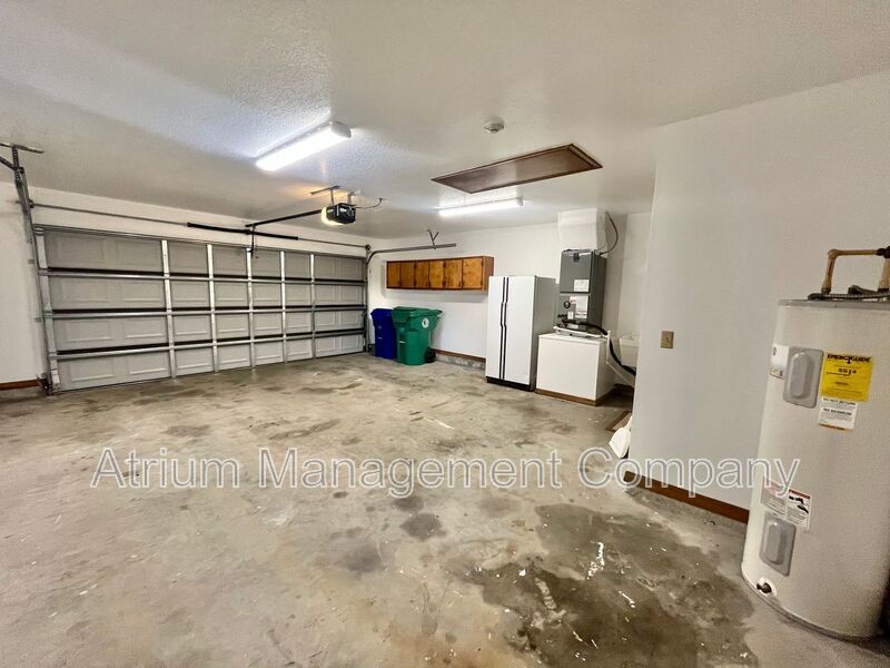 Move-In Ready! 2 Bedroom Home with No HOA + Fenced Yard property image