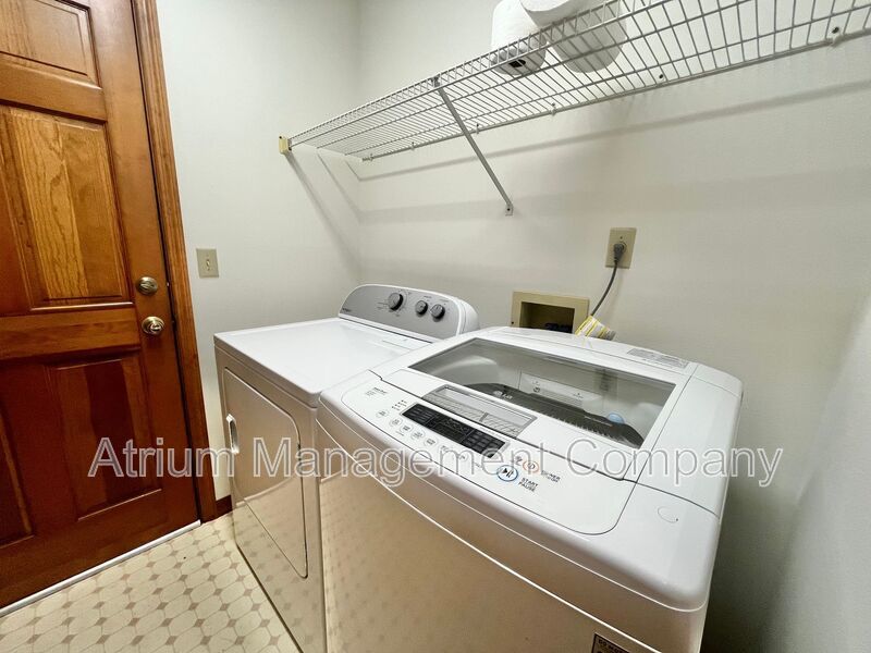 Move-In Ready! 2 Bedroom Home with No HOA + Fenced Yard property image