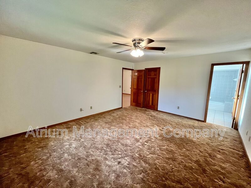 Move-In Ready! 2 Bedroom Home with No HOA + Fenced Yard property image