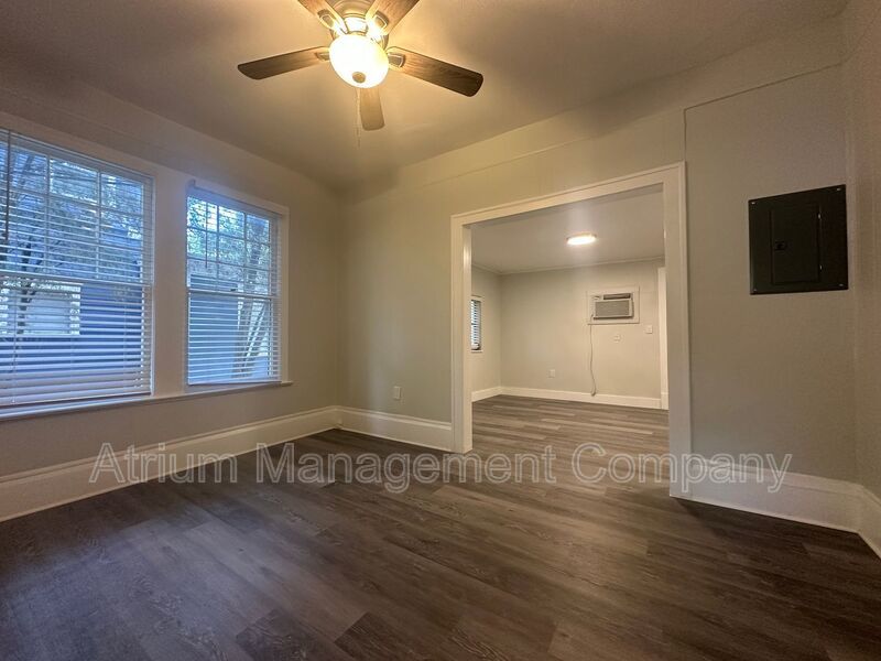 Fully Renovated One bedroom One bath - Stainless steel appliances and granite Countertops! Available Now property image