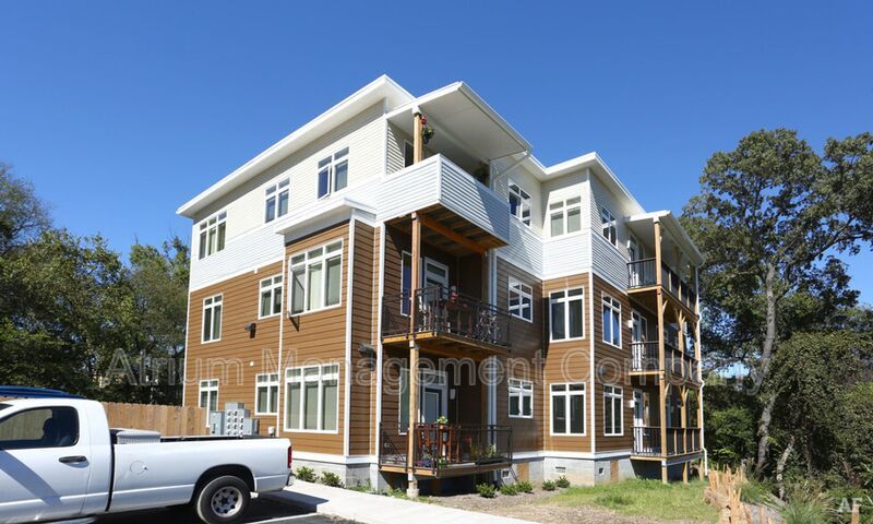 3611 East Marshall Street #302 property image