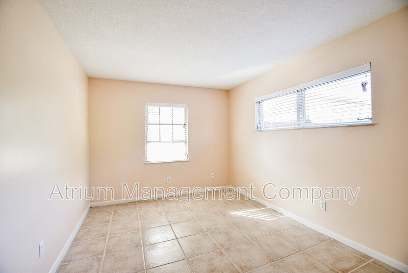 Exquisite 4 Bedroom 2.5 Bathroom Home for Rent in Maitland, FL! property image