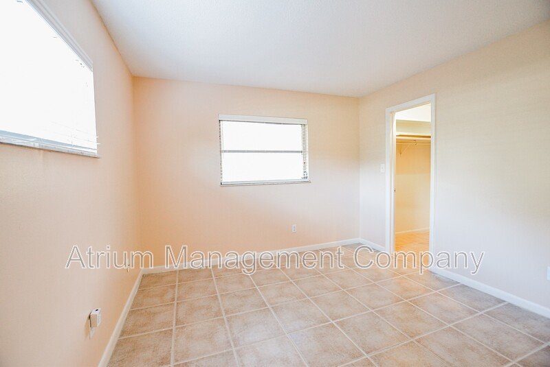 Exquisite 4 Bedroom 2.5 Bathroom Home for Rent in Maitland, FL! property image