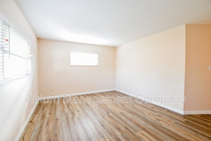 Exquisite 4 Bedroom 2.5 Bathroom Home for Rent in Maitland, FL! property image