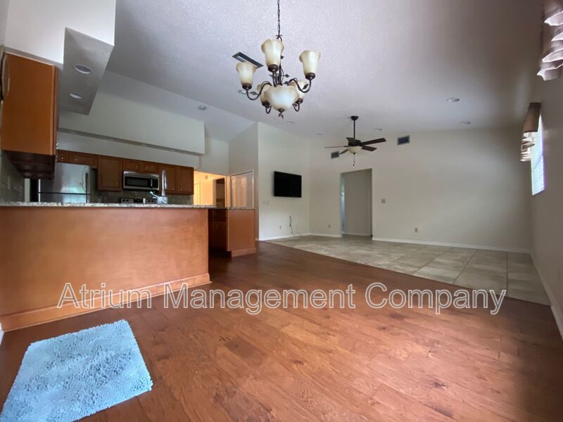 Amazing 3 Bedroom 2 Bath Orlandia Heights Pool Home! property image